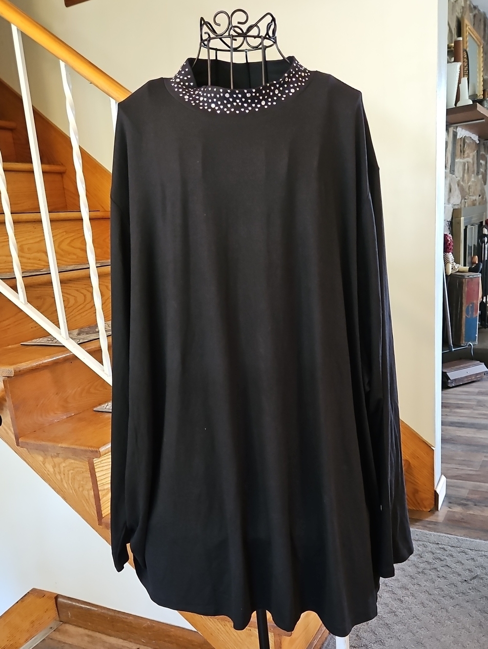 👚Lane Bryant Black Long Sleeve Top with Rhinestone Collar